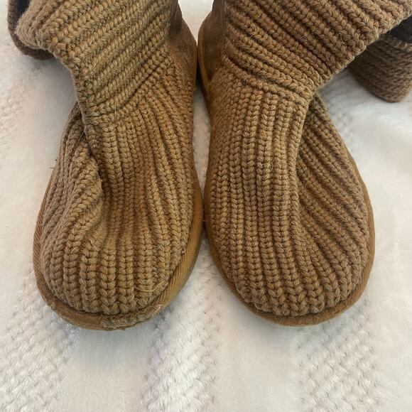 UGG knit tall boots size 6 - Picture 5 of 7